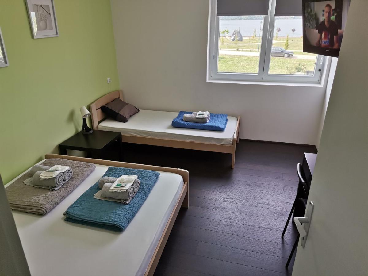 Apartman Terassa Donji Milanovac Exterior foto